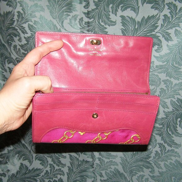 RARE Louis Vuitton LIMITED EDITION Scarf Chain Print Wallet HOT PINK - Picture 7 of 12